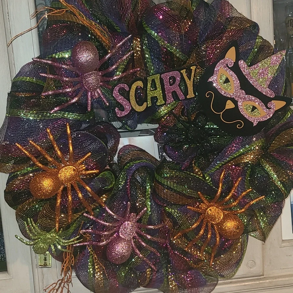 Scary festive holiday Halloween metallic sparkly spider wreath